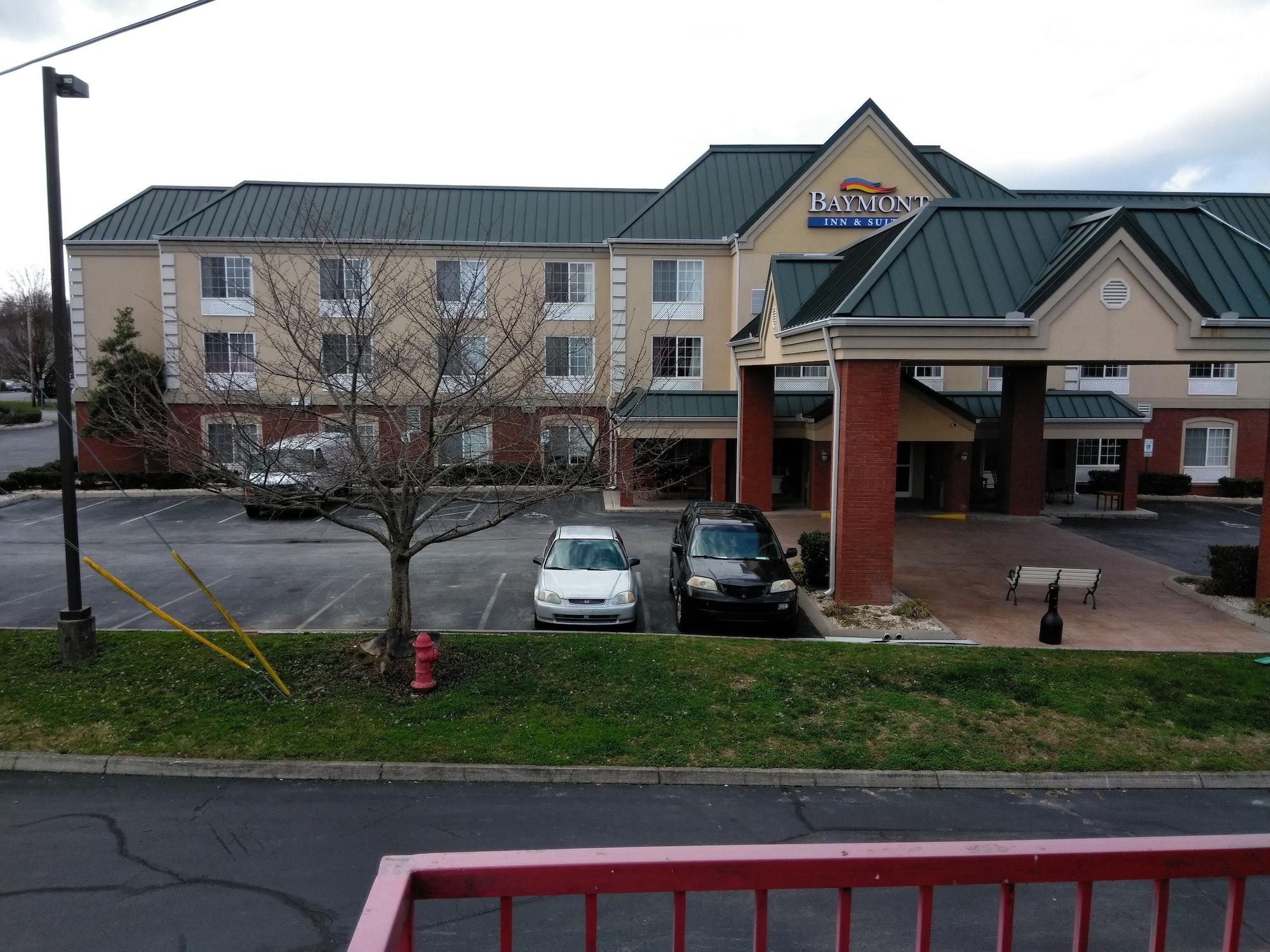 Hotel Baymont By Wyndham Clinton Exterior foto
